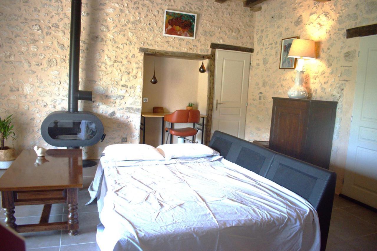 Perigourdine Avec Spa Et Vue Pomport Extérieur photo
